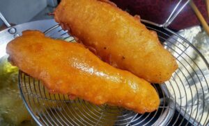 Bánh chuối chiên mật ong