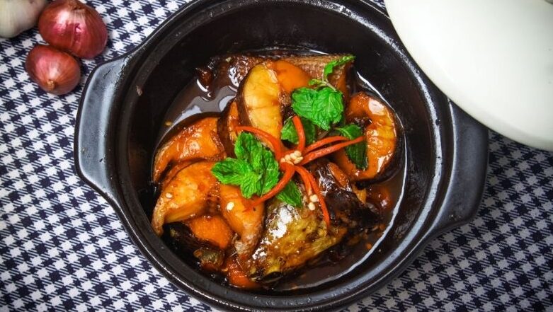 Cách làm cá Kho Tộ "Như Nhà Hàng